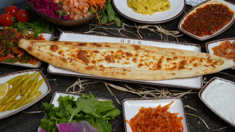 Kaşarlı Pide